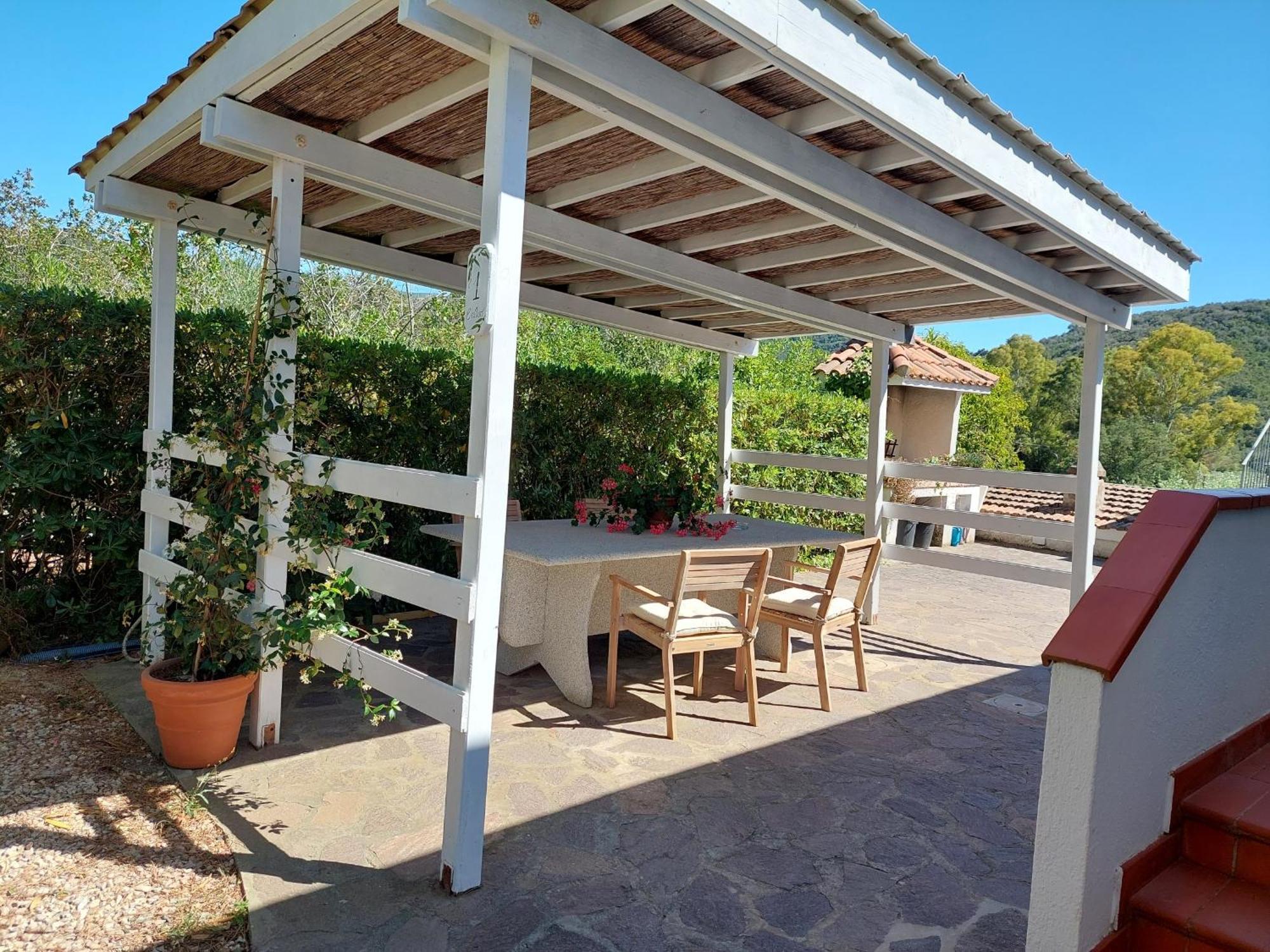 B&B La Casa degli Ulivi Procchio  Esterno foto