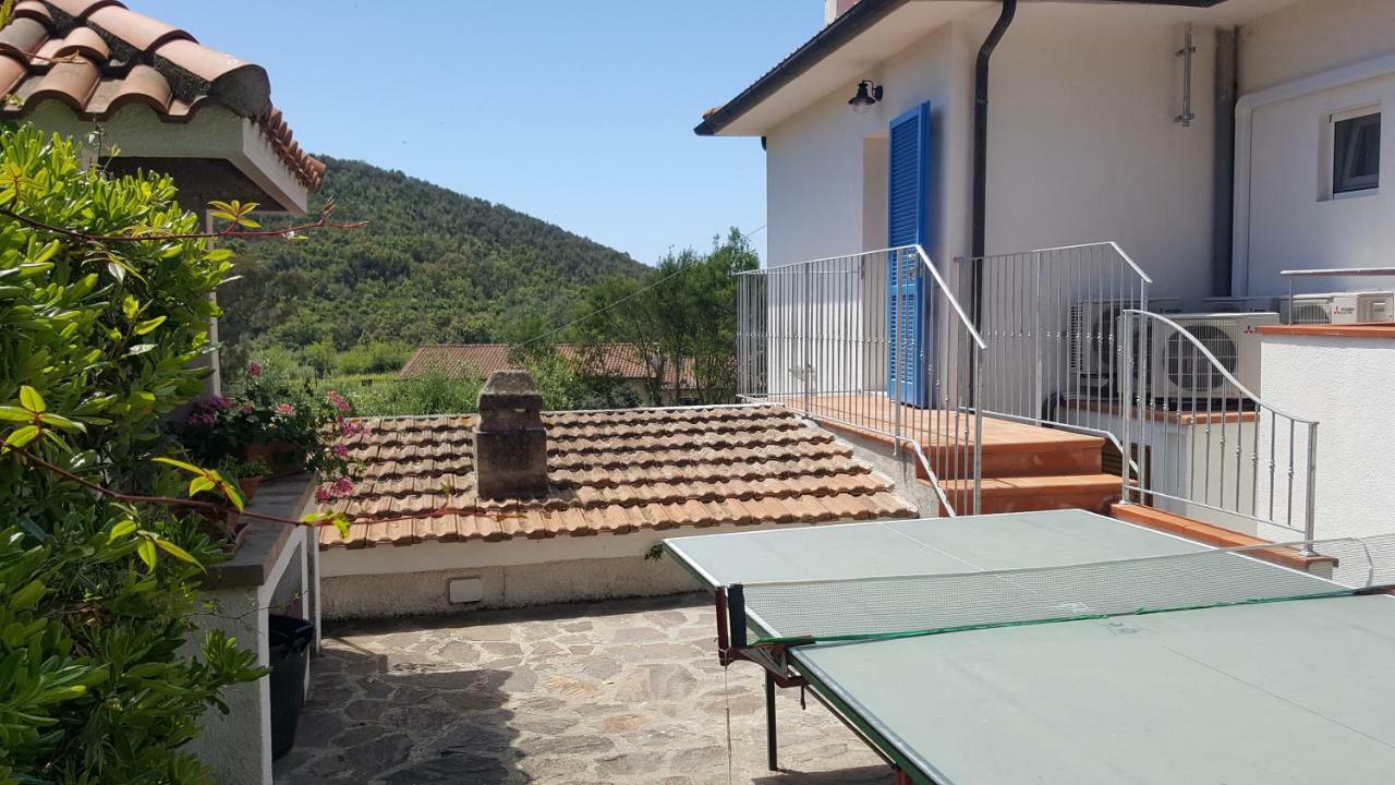 B&B La Casa degli Ulivi Procchio  Esterno foto